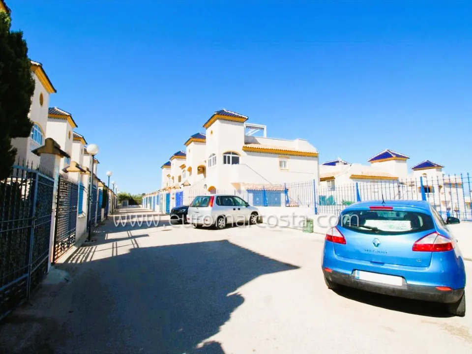 Bungalow i Guardamar Del Segura, Alicante - foto 1